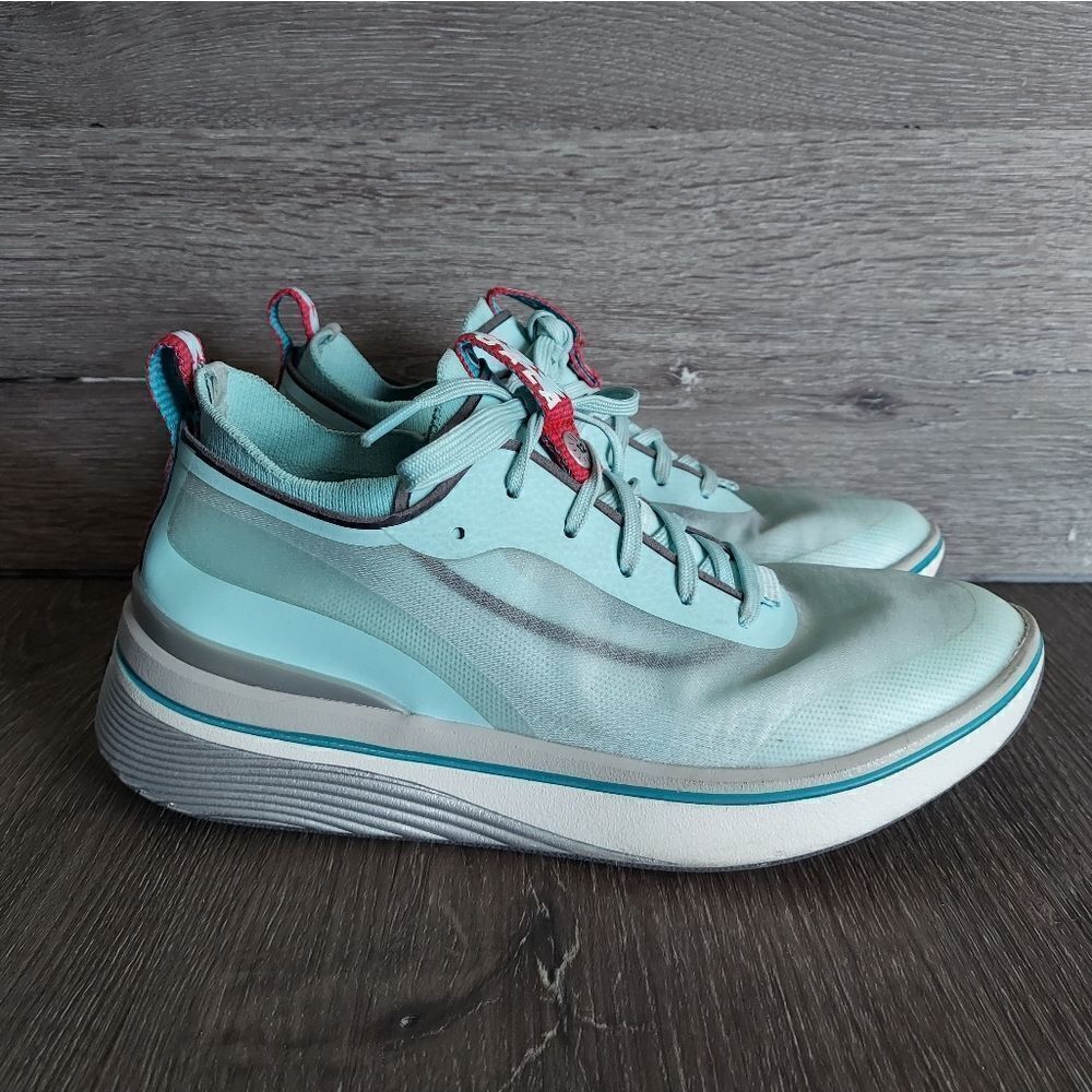 Bala Twelves in Daybreak Blue Womens 7 Mens 5.5